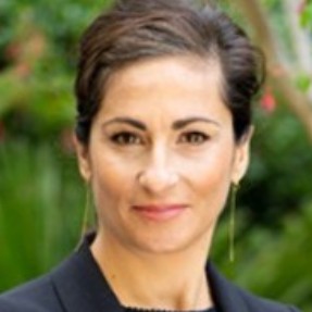 Stephanie Pelet-Serra
