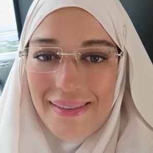 zineb GhennaI