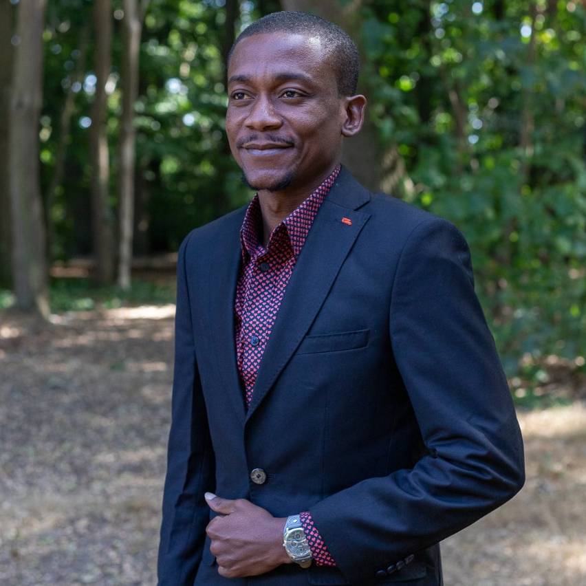 Oluwaseun Oluwarinu